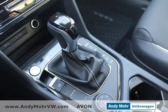 2026 Volkswagen Taos SEL