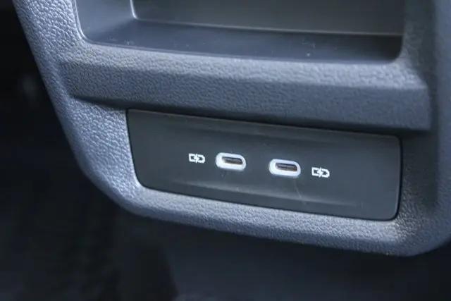 2026 Volkswagen Taos SEL