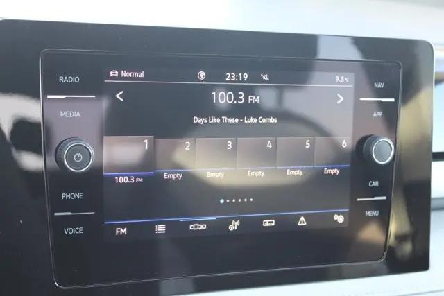 2026 Volkswagen Taos SEL