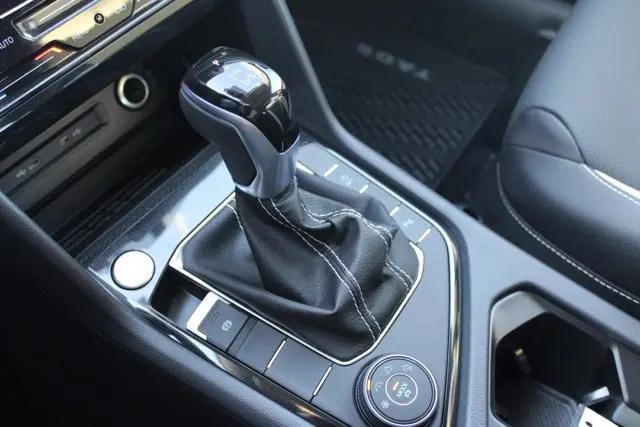 2026 Volkswagen Taos SEL