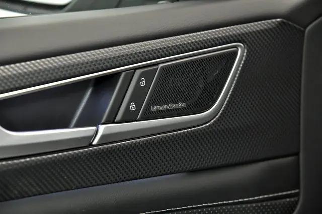 2026 Volkswagen Atlas Cross Sport SEL Premium R-Line