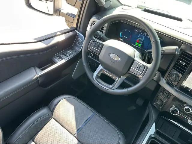 2026 Ford F-250 Platinum