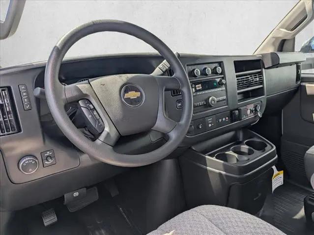 2025 Chevrolet Express Cutaway Work Van