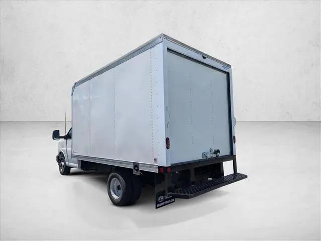 2025 Chevrolet Express Cutaway Work Van