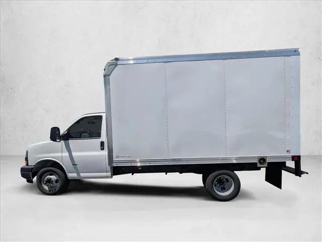 2025 Chevrolet Express Cutaway Work Van