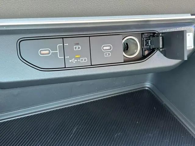 2026 Kia Carnival MPV LXS