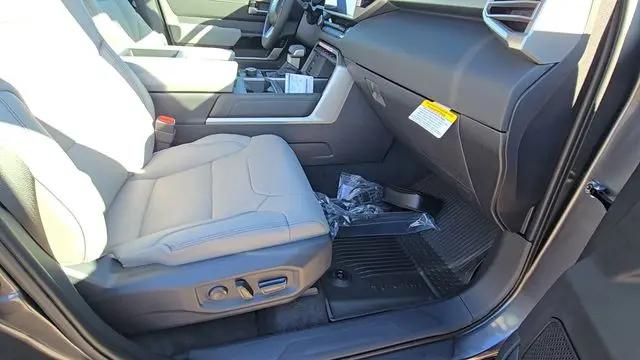 2026 Toyota Tundra Limited CrewMax 6.4' Bed