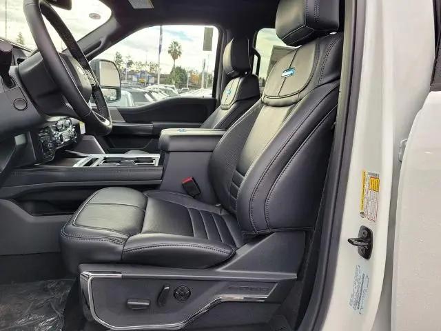 2026 Ford F-250 Platinum