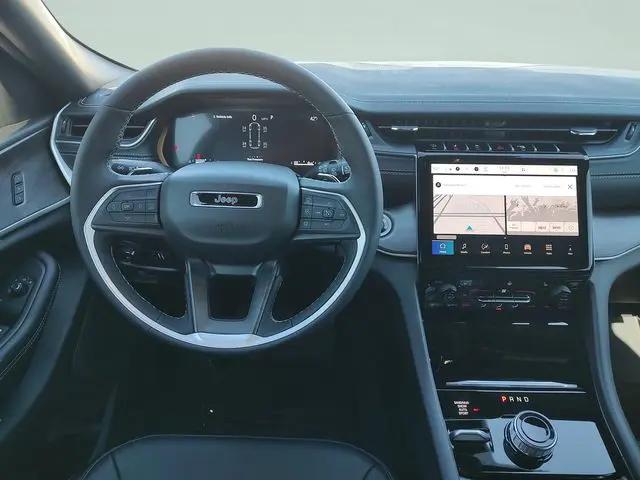 2025 Jeep Grand Cherokee L Limited 4x4