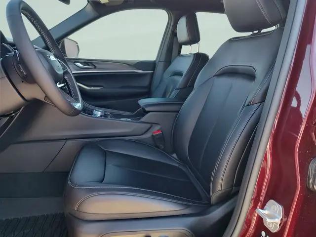 2025 Jeep Grand Cherokee L Limited 4x4