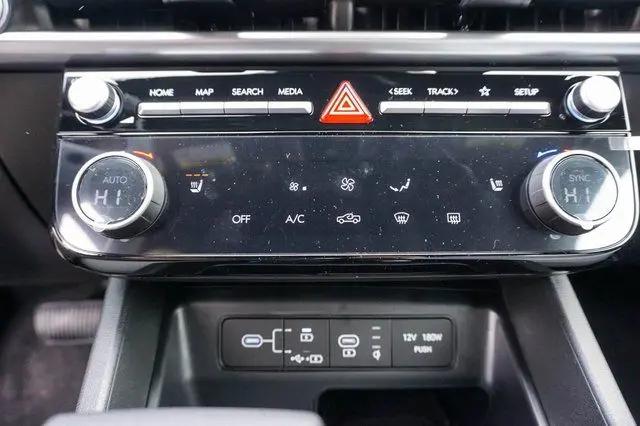 2026 Hyundai Santa Cruz SEL Activity