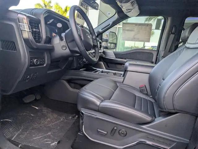 2026 Ford F-250 Platinum