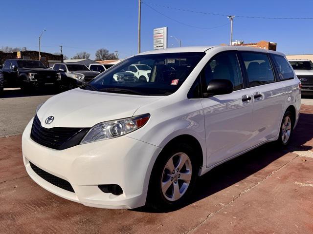 2017 Toyota Sienna L 7 Passenger