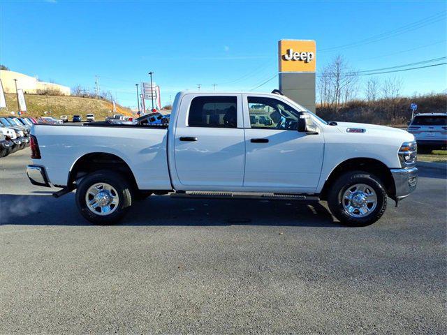 2025 RAM 2500 Tradesman Crew Cab 4x4 64 Box
