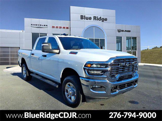 2025 RAM 2500 Tradesman Crew Cab 4x4 64 Box