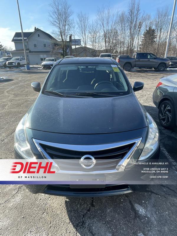 2017 Nissan Versa 1.6 S+