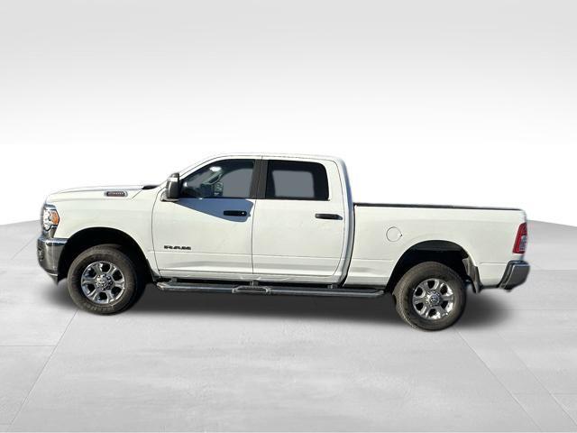 2024 RAM 2500 Big Horn Crew Cab 4x4 64 Box 2024 RAM 2500 Big Horn Crew Cab 4x4 64 Box