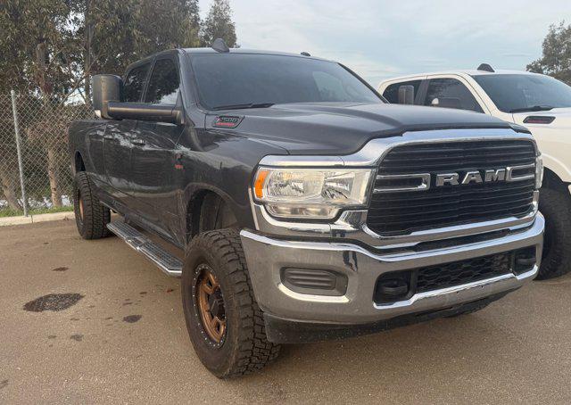 2020 RAM 2500 Big Horn Crew Cab 4X4 8 Box