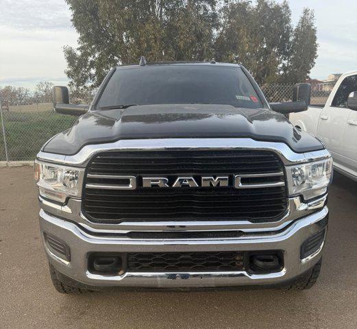 2020 RAM 2500 Big Horn Crew Cab 4X4 8 Box