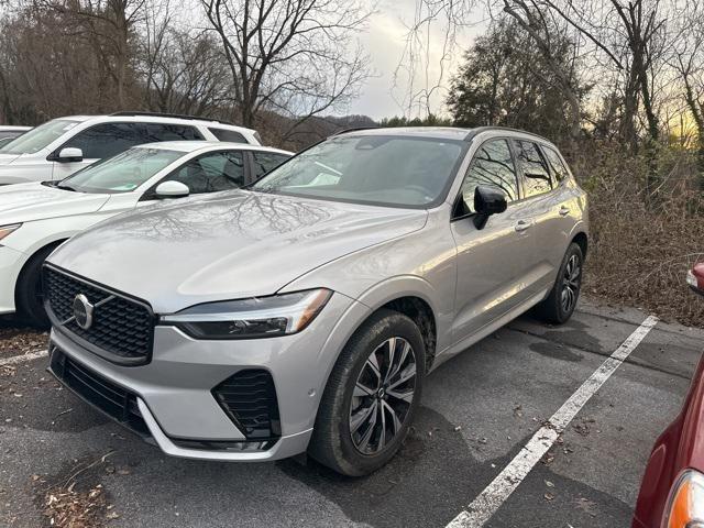 2024 Volvo XC60 B5 Plus Dark Theme