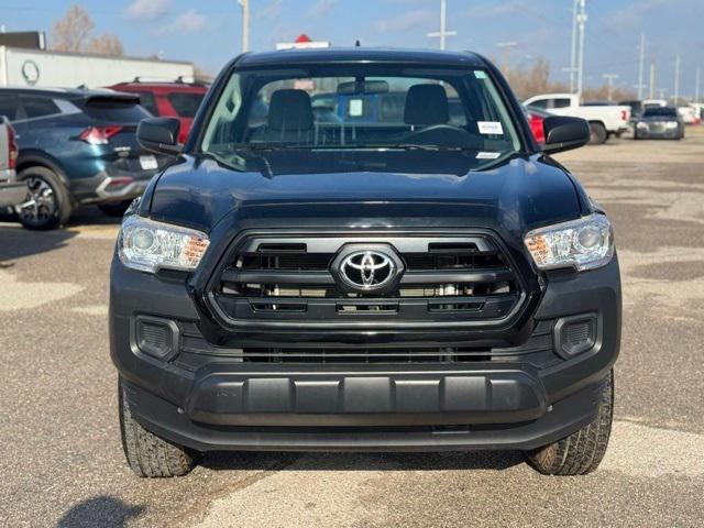 2017 Toyota Tacoma SR 2017 Toyota Tacoma SR
