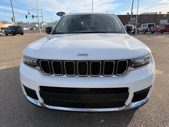 2023 Jeep Grand Cherokee L Laredo 4x2 2023 Jeep Grand Cherokee L Laredo 4x2