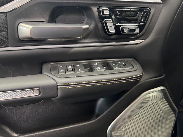 2026 Ram 1500 Tungsten Crew Cab 4x4 57 Box
