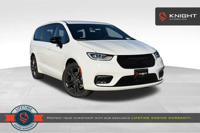 2026 Chrysler Pacifica Select AWD for sale in Elk Grove, CA