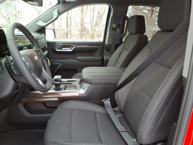 2026 Chevrolet Silverado 1500 4WD Crew Cab Standard Bed LT