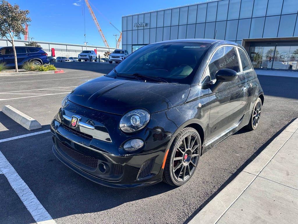 2017 FIAT 500 Abarth's photo