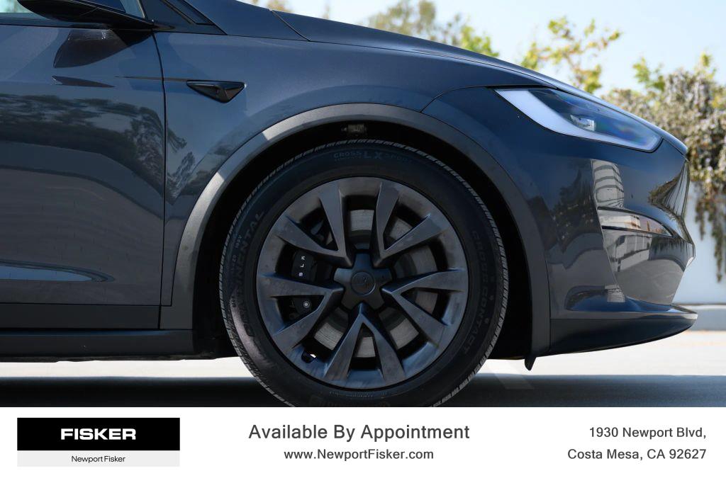 2024 Tesla Model X Long Range - Photo 3