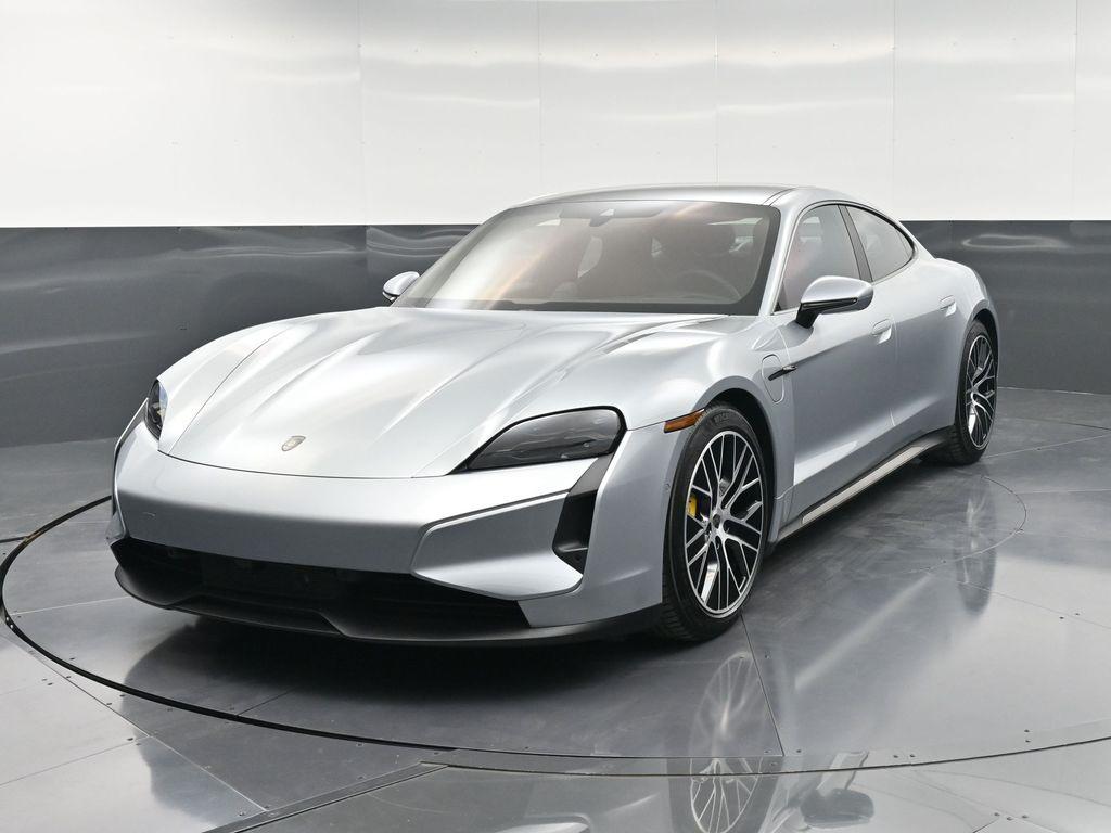 /2025 Porsche Taycan