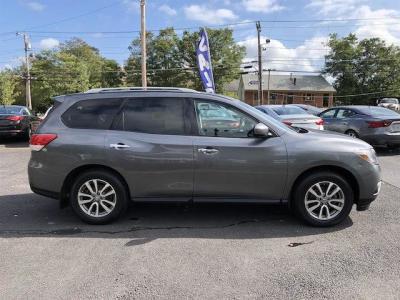 2015 Nissan Pathfinder SV