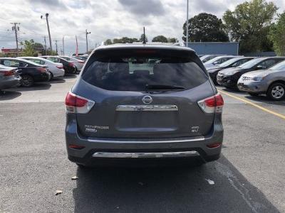 2015 Nissan Pathfinder SV