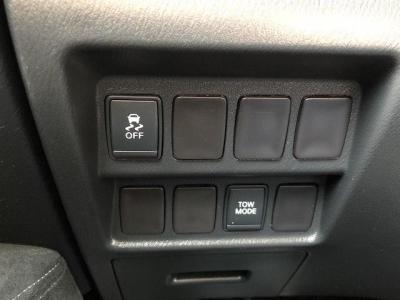 2015 Nissan Pathfinder SV