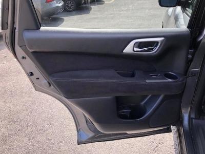 2015 Nissan Pathfinder SV