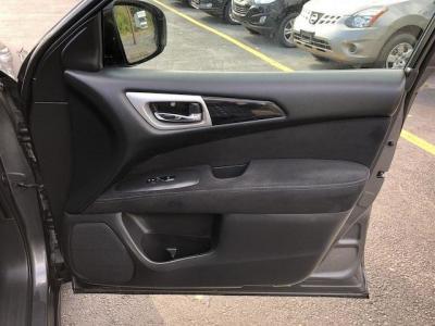 2015 Nissan Pathfinder SV