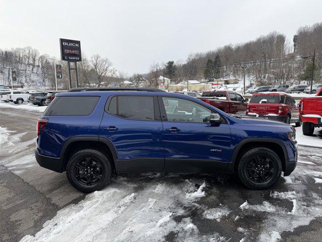 2023 GMC Acadia AWD AT4