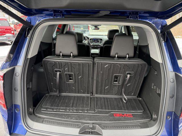 2023 GMC Acadia AWD AT4