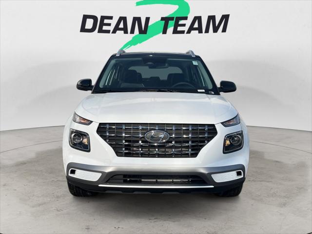 2026 Hyundai Venue SEL w/Two-Tone Roof