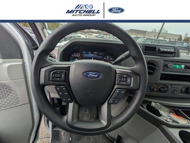 2026 Ford E-450 Cutaway Base
