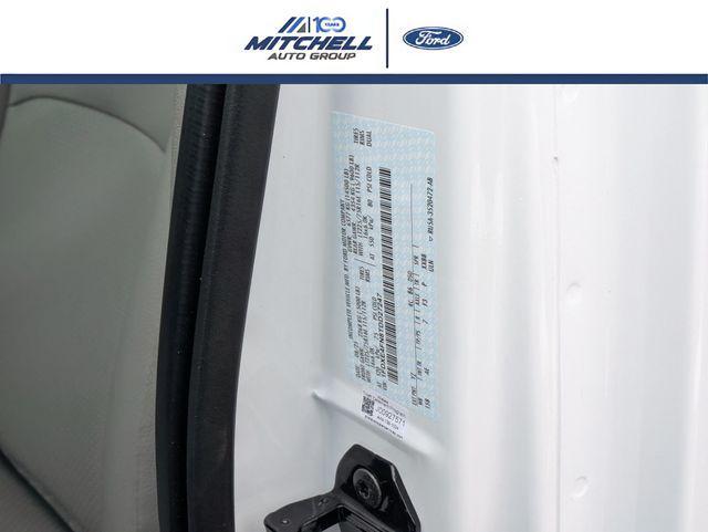 2026 Ford E-450 Cutaway Base