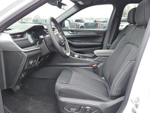 2026 Jeep Grand Cherokee GRAND CHEROKEE L LAREDO X 4X4