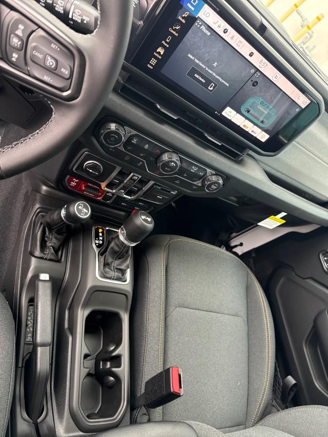2026 Jeep Wrangler 4-Door Willys 4x4