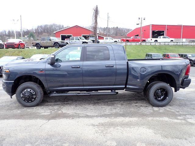 2026 RAM Ram 3500 RAM 3500 LARAMIE MEGA CAB 4X4 64 BOX 2026 RAM Ram 3500 RAM 3500 LARAMIE MEGA CAB 4X4 64 BOX