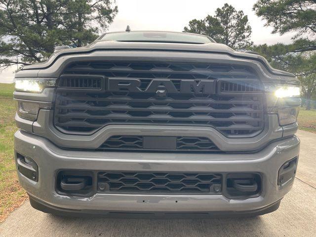 2026 RAM Ram 2500 RAM 2500 BLACK EXPRESS CREW CAB 4X4 64 BOX