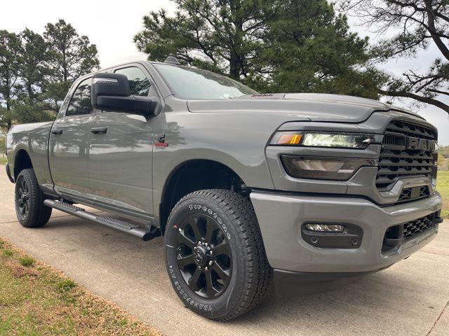 2026 RAM Ram 2500 RAM 2500 BLACK EXPRESS CREW CAB 4X4 64 BOX