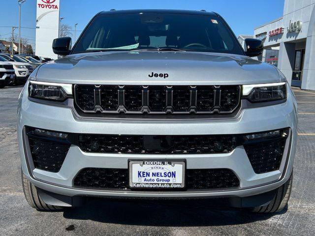 2026 Jeep Grand Cherokee GRAND CHEROKEE L SUMMIT 4X4