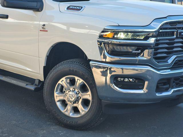 2026 RAM Ram 3500 Chassis Cab RAM 3500 TRADESMAN CREW CAB CHASSIS 4X2 60 CA