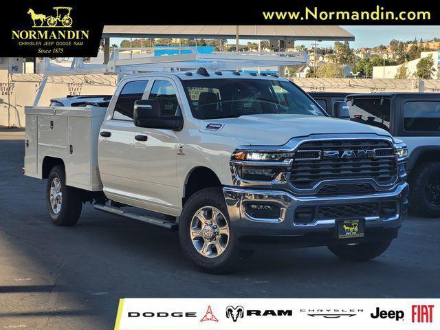 2026 RAM Ram 3500 Chassis Cab RAM 3500 TRADESMAN CREW CAB CHASSIS 4X2 60 CA 2026 RAM Ram 3500 Chassis Cab RAM 3500 TRADESMAN CREW CAB CHASSIS 4X2 60 CA